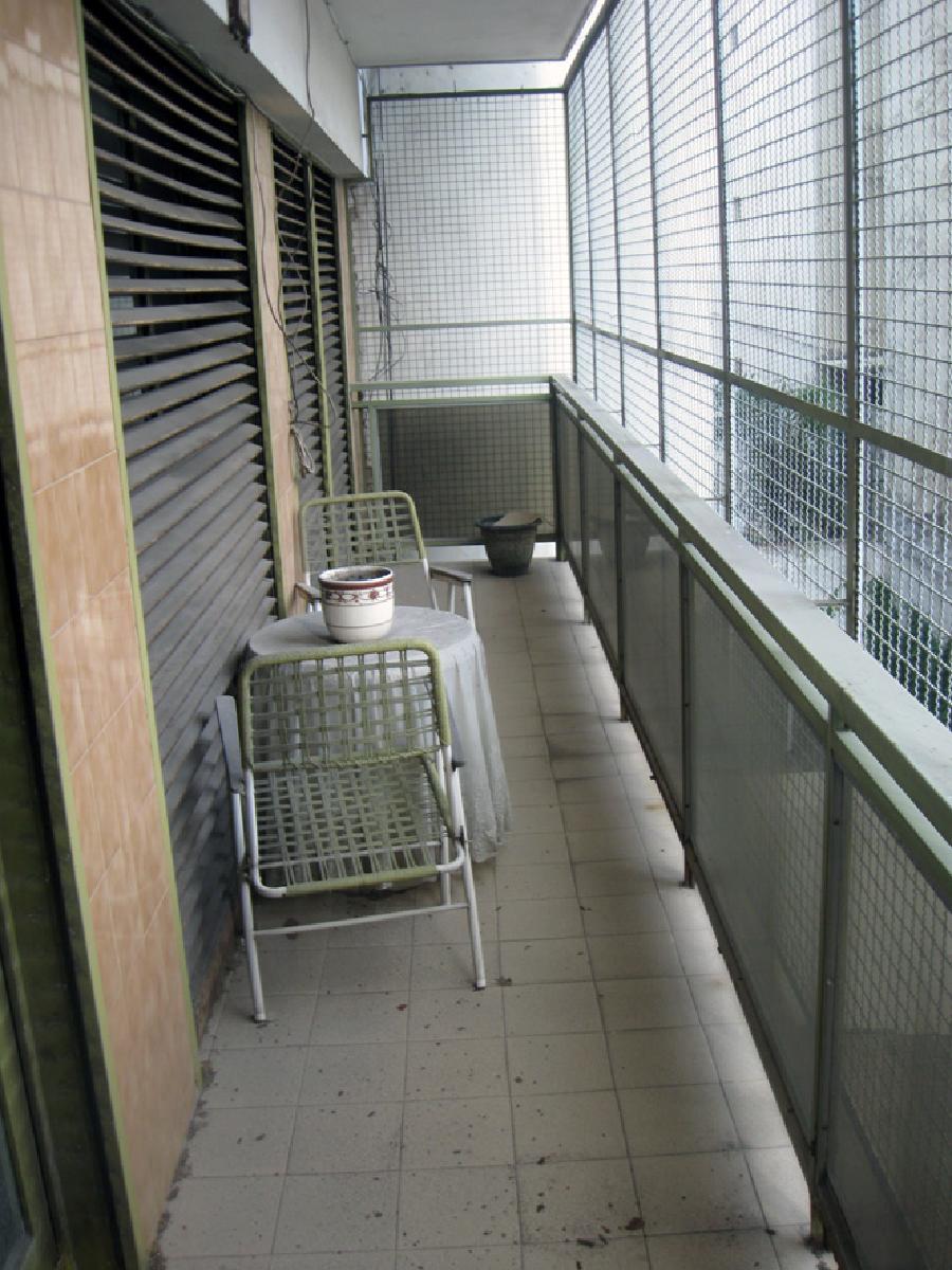 VENTA : : 3 AMB C/DEPENDENCIA : : COCHERA : : CHARCAS 4300 : : U$S 239.000.
