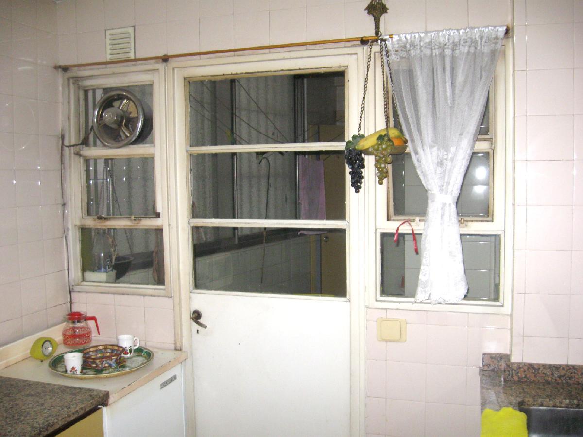 VENTA : : 3 AMB C/DEPENDENCIA : : COCHERA : : CHARCAS 4300 : : U$S 239.000. — foto 2