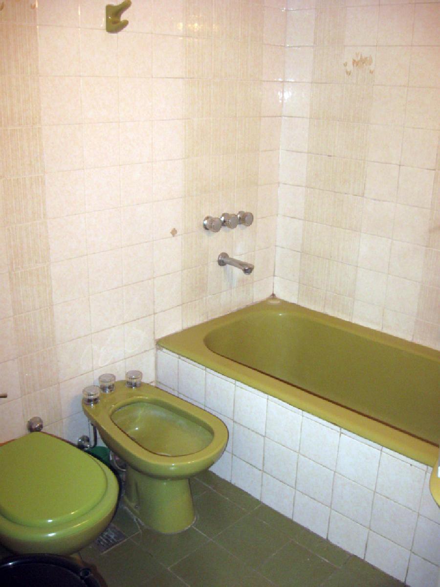 VENTA : : 3 AMB C/DEPENDENCIA : : COCHERA : : CHARCAS 4300 : : U$S 239.000. — foto 11