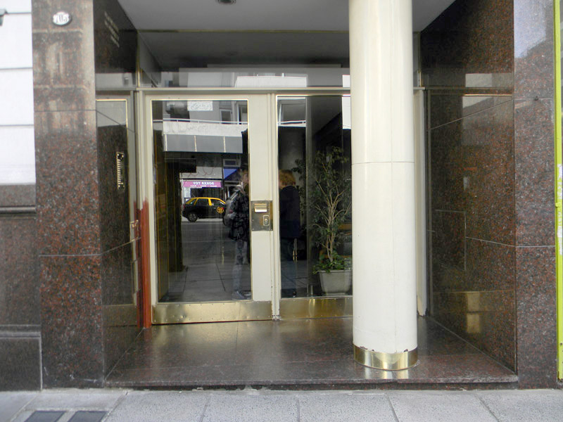 VENTA : : 3 AMB. c/DEPEND. : : AV. ENTRE RIOS 700 : : U$S 152000 : : RETASADO!! — foto 6