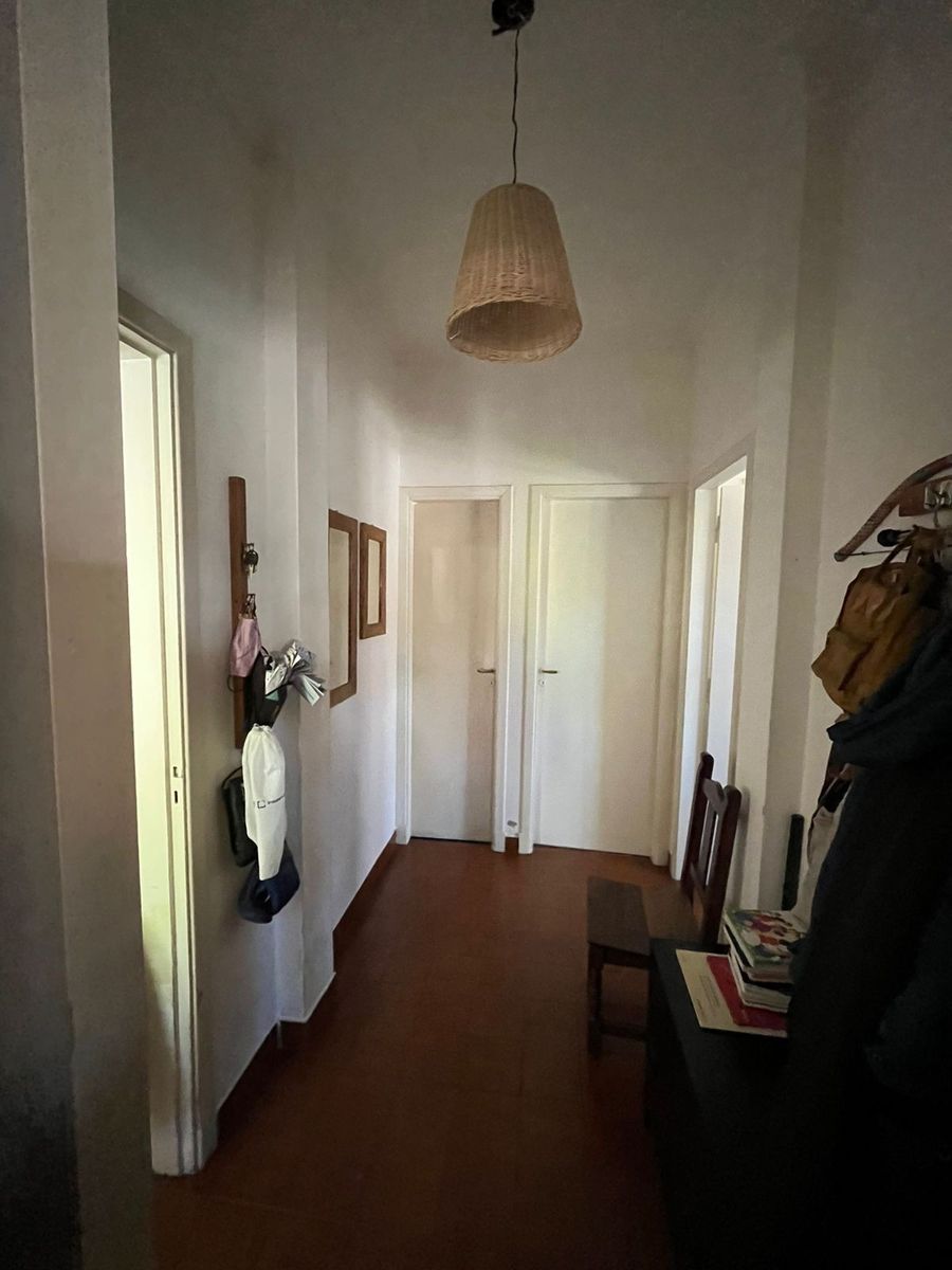 Muy bella casa en esquina en Rivadavia 1200, Temperley — foto 11