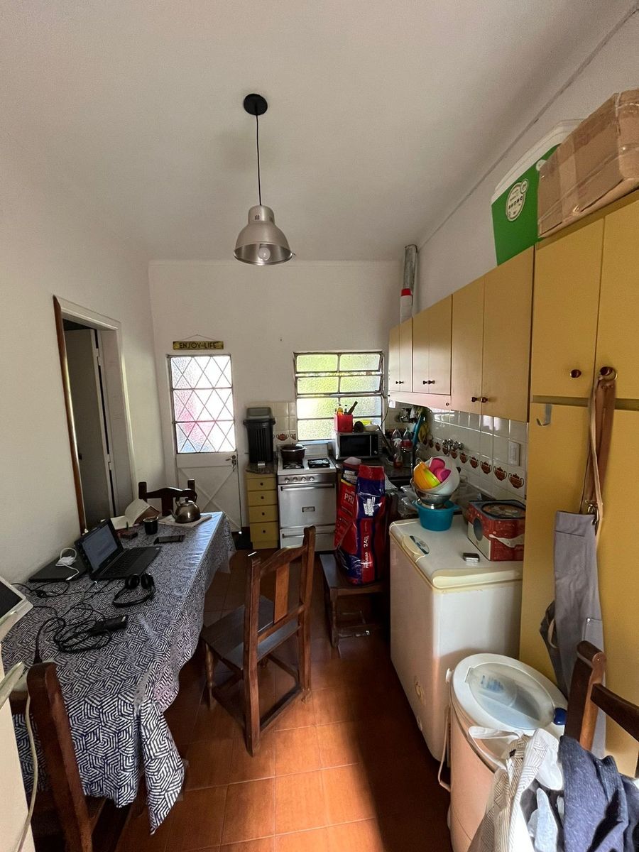 Muy bella casa en esquina en Rivadavia 1200, Temperley — foto 13