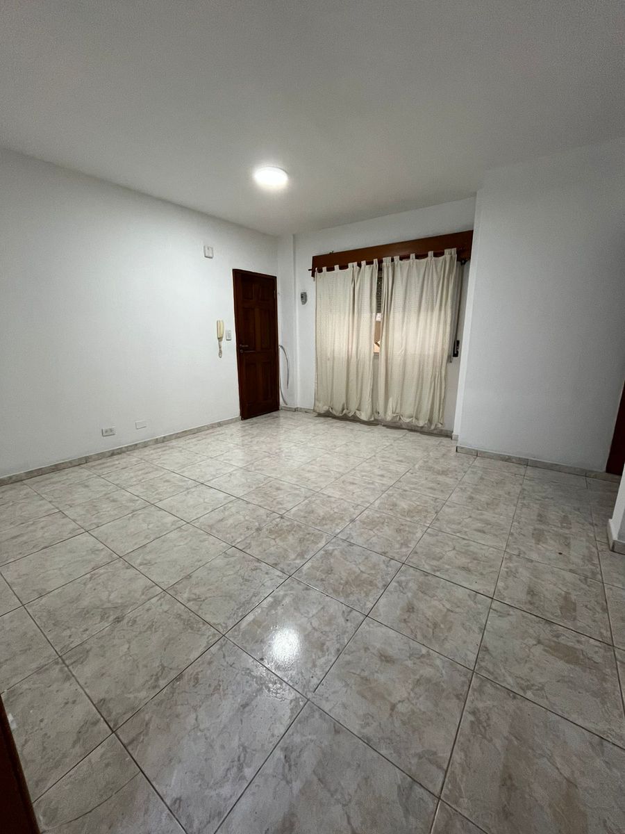 Departamento En Alquiler En Piñeyro - 14