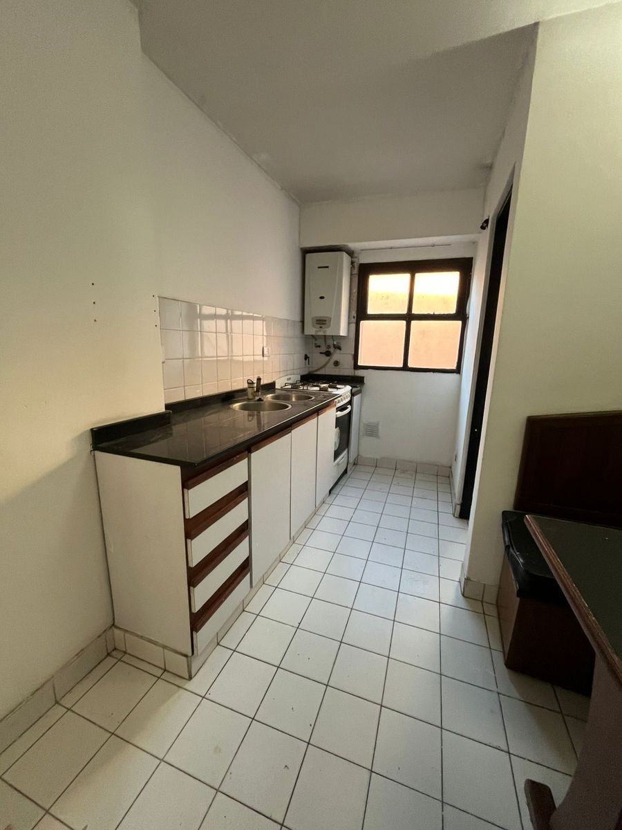 Departamento de dos ambientes con balcón en Piñeyro - 8