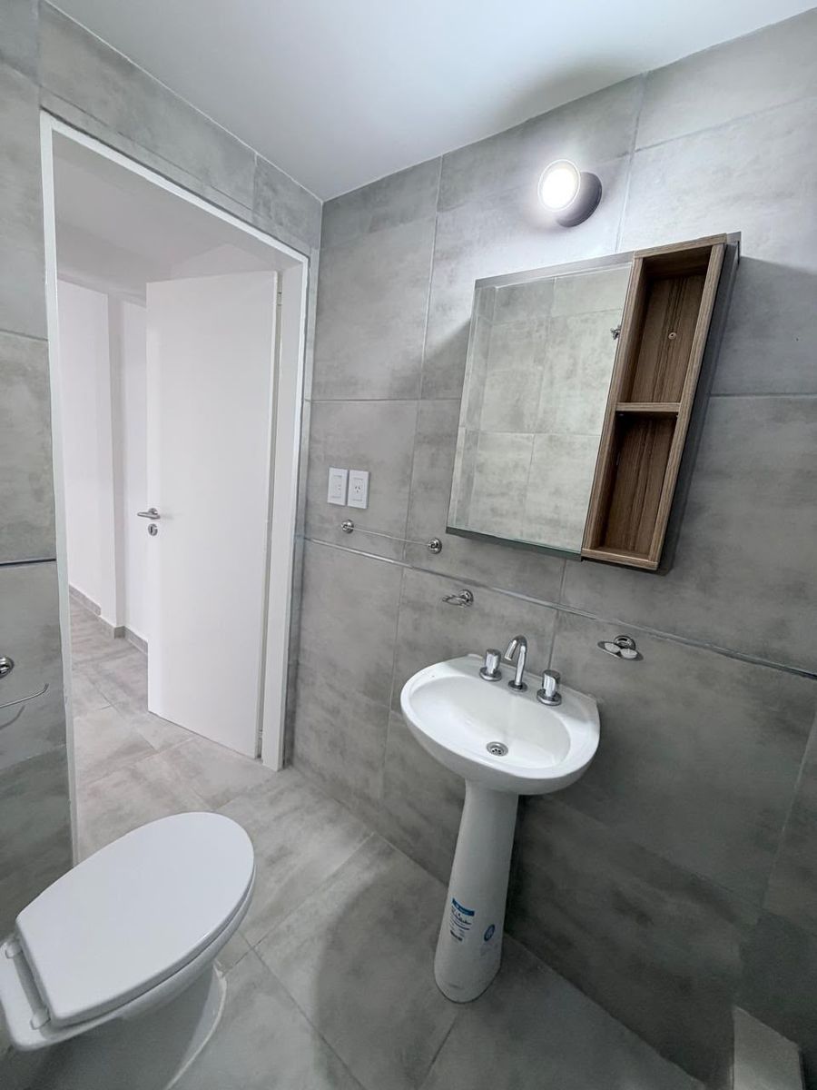 Departamento de Dos Ambientes Reciclado a Nuevo en Lomas de Zamora, Gba Sur - Zonaprop - 8