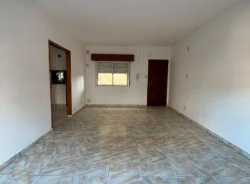 Departamento de Tres Ambientes con Balcón en Piñeyro, Gba Sur - Zonaprop — foto 4