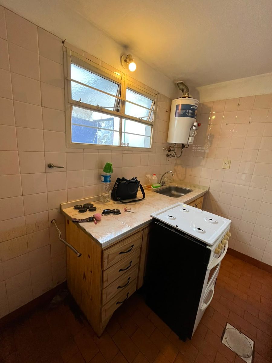 PH Tipo Duplex con Patio en Piñeyro, Cercano a Av Hipólito Yrigoyen, Gba Sur - Zonaprop - 8