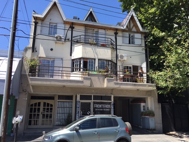dúplex 2 y medio ambientes con garaje, RIVADAVIA 61. APTO CREDITO