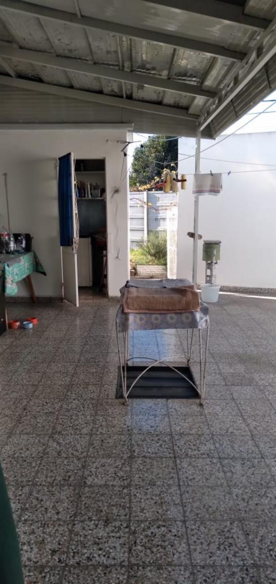 Excelente Propiedad en esquina, amplia y luminosa, muy cuidada.. — foto 12