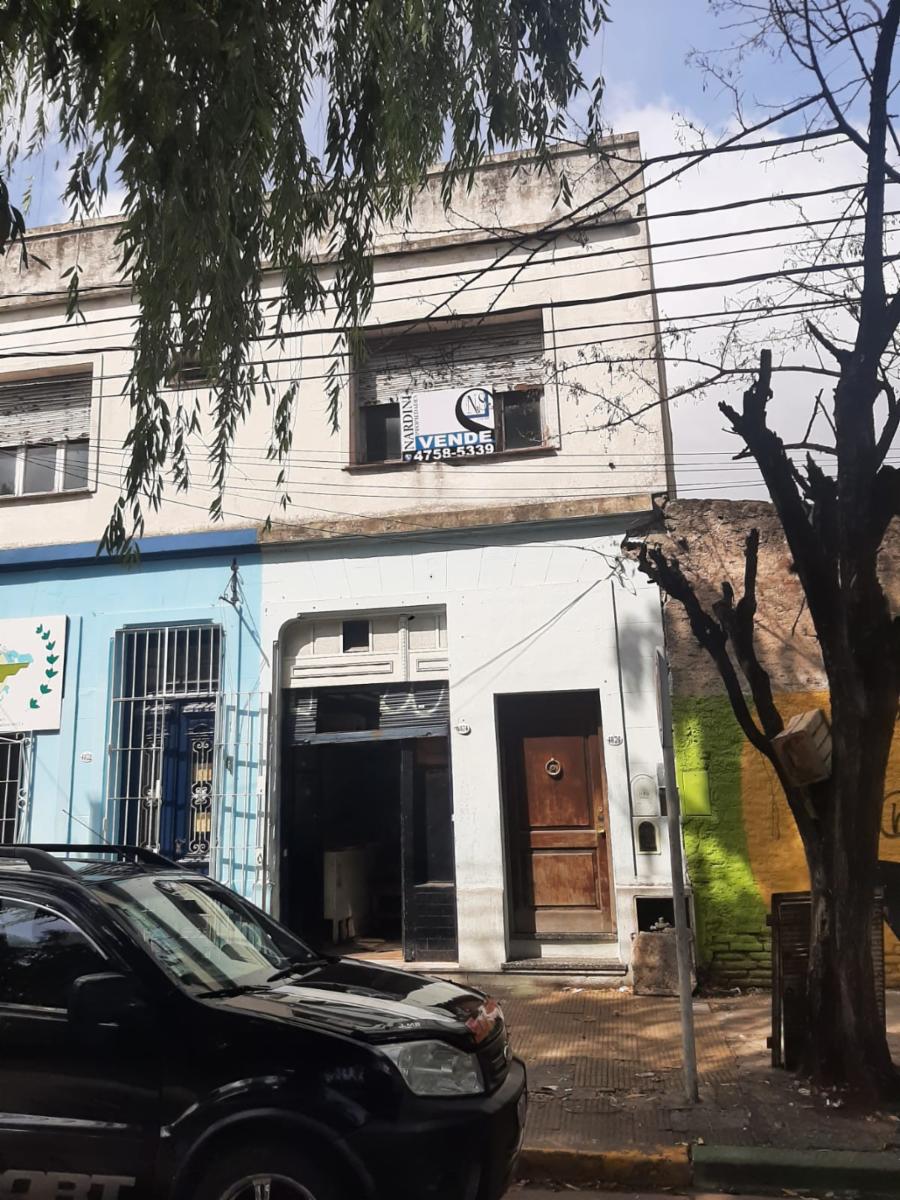 Departamento en PH 4 ambientes + patio + local a la calle en PB — foto 2