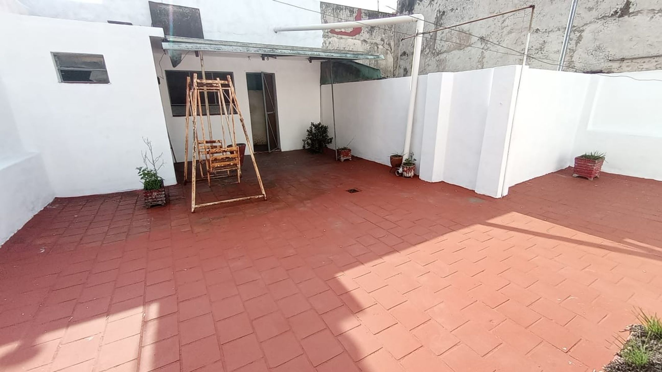 Departamento en PH 4 ambientes + patio + local a la calle en PB — foto 8