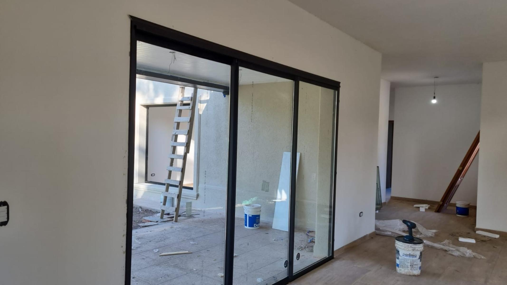 Excelente casa a estrenar 4 ambientes en Barrio Privado Álvarez del Bosque — foto 5