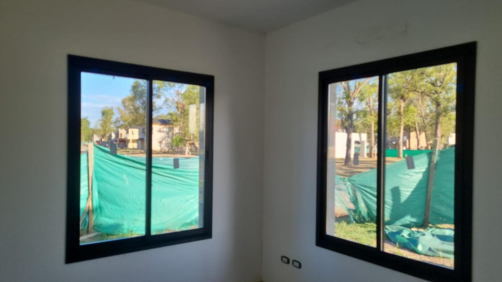 Excelente casa a estrenar 4 ambientes en Barrio Privado Álvarez del Bosque — foto 8