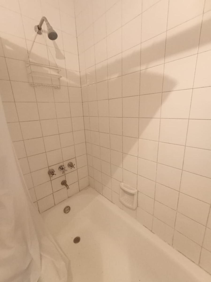 Excelente propiedad en el corazón de la zona, oportunidad única — foto 12