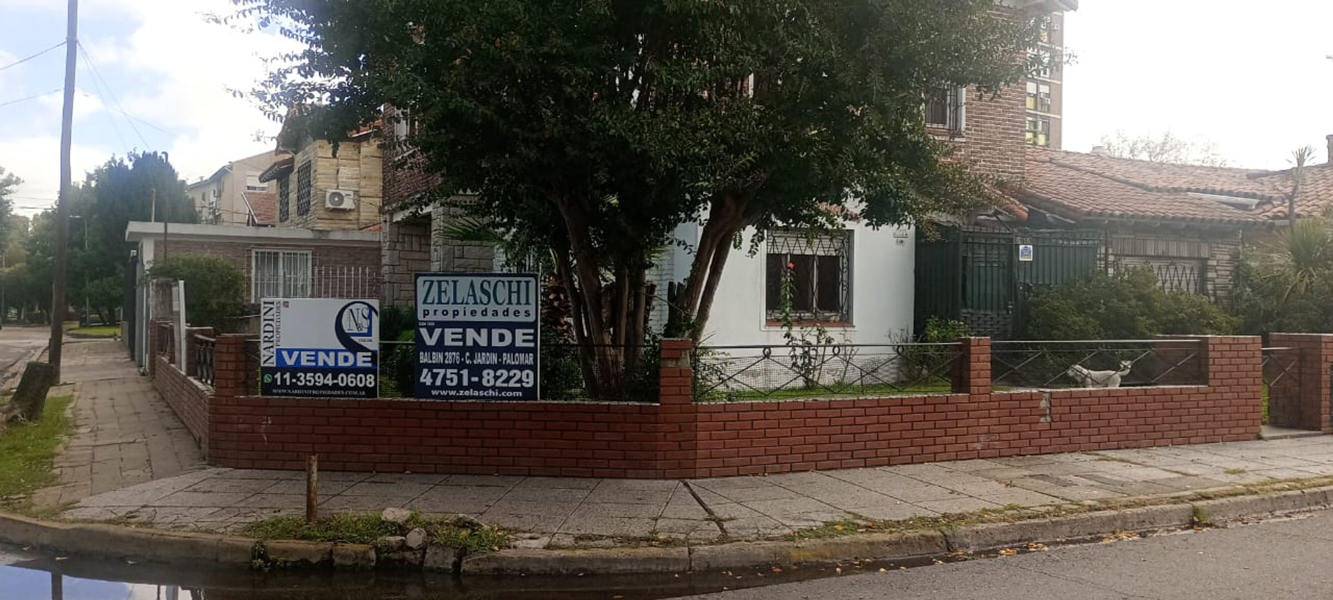 Propiedad en Esquina con Gran Parque y Potencial de Remodelación en Planta Baja — foto 3