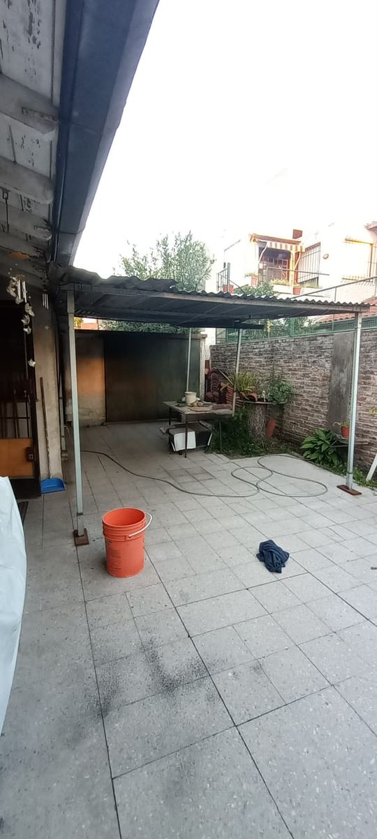 Chalet de Cuatro Ambientes Apta Crédito con Cochera Doble - 5