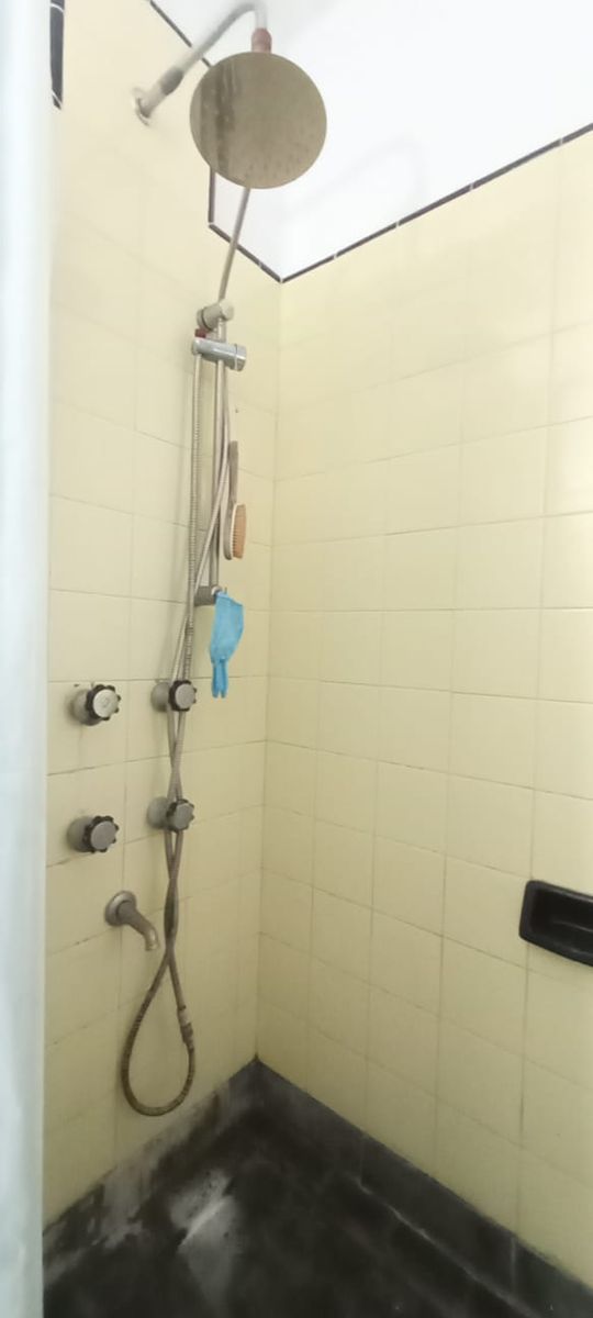 Chalet de Cuatro Ambientes Apta Crédito con Cochera Doble - 13
