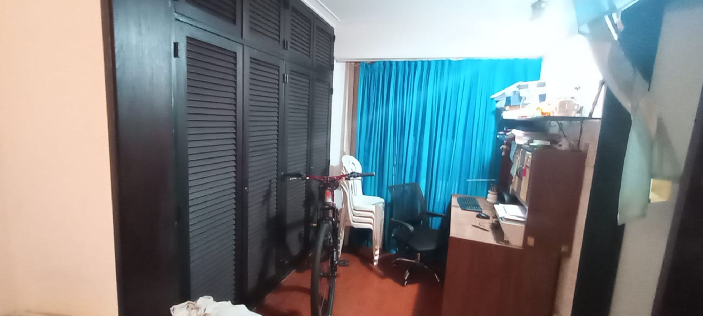Chalet de Cuatro Ambientes Apta Crédito con Cochera Doble - 18