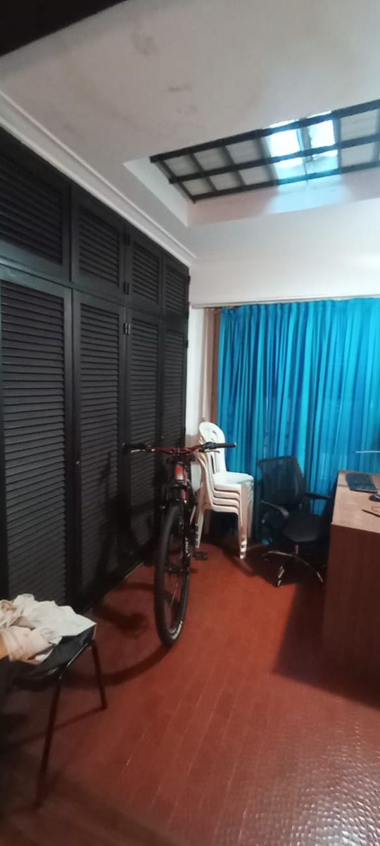 Chalet de Cuatro Ambientes Apta Crédito con Cochera Doble - 19