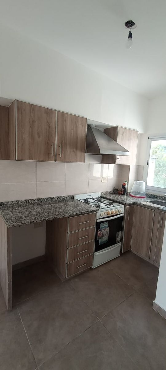 Alquiler de excelente monoambiente en Martín Coronado - 2