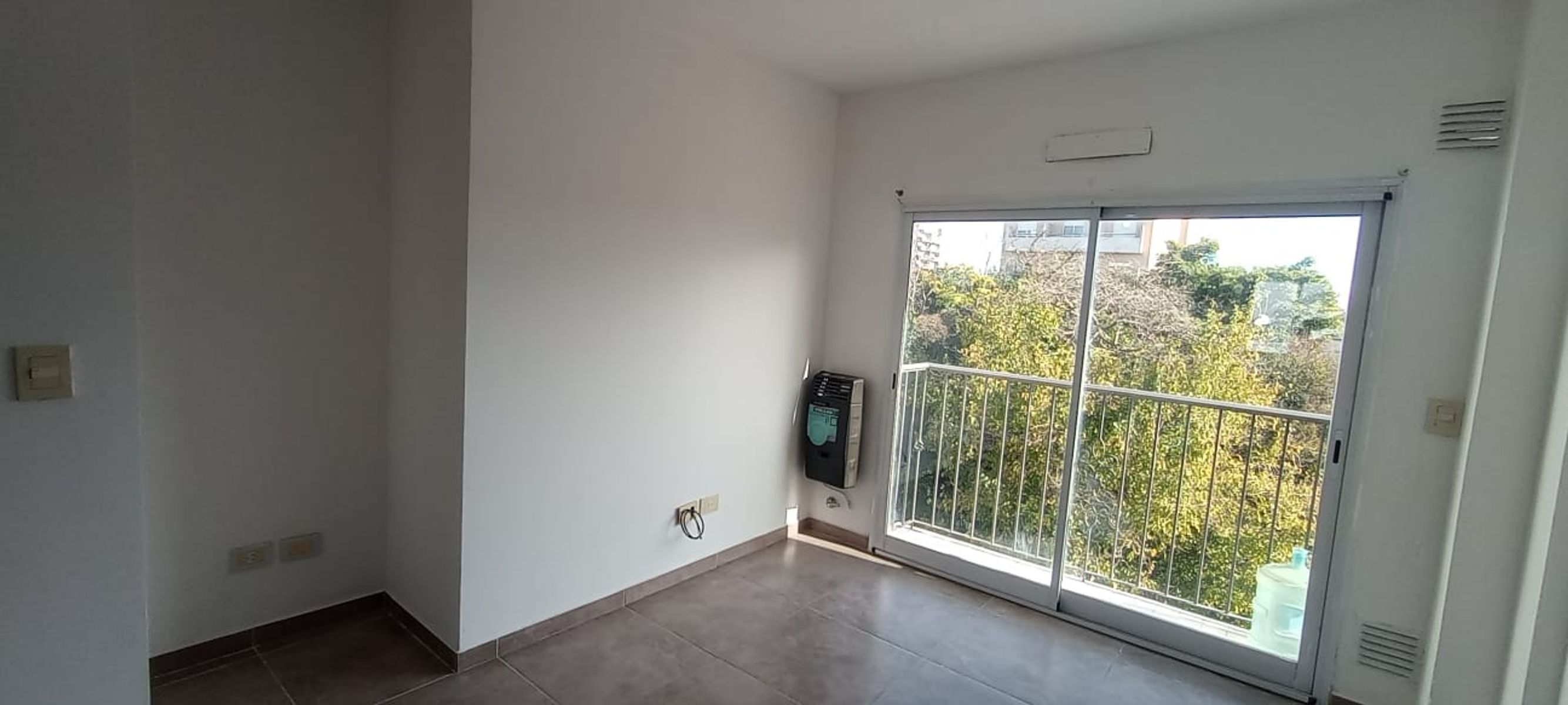 Alquiler de excelente monoambiente en Martín Coronado - 9