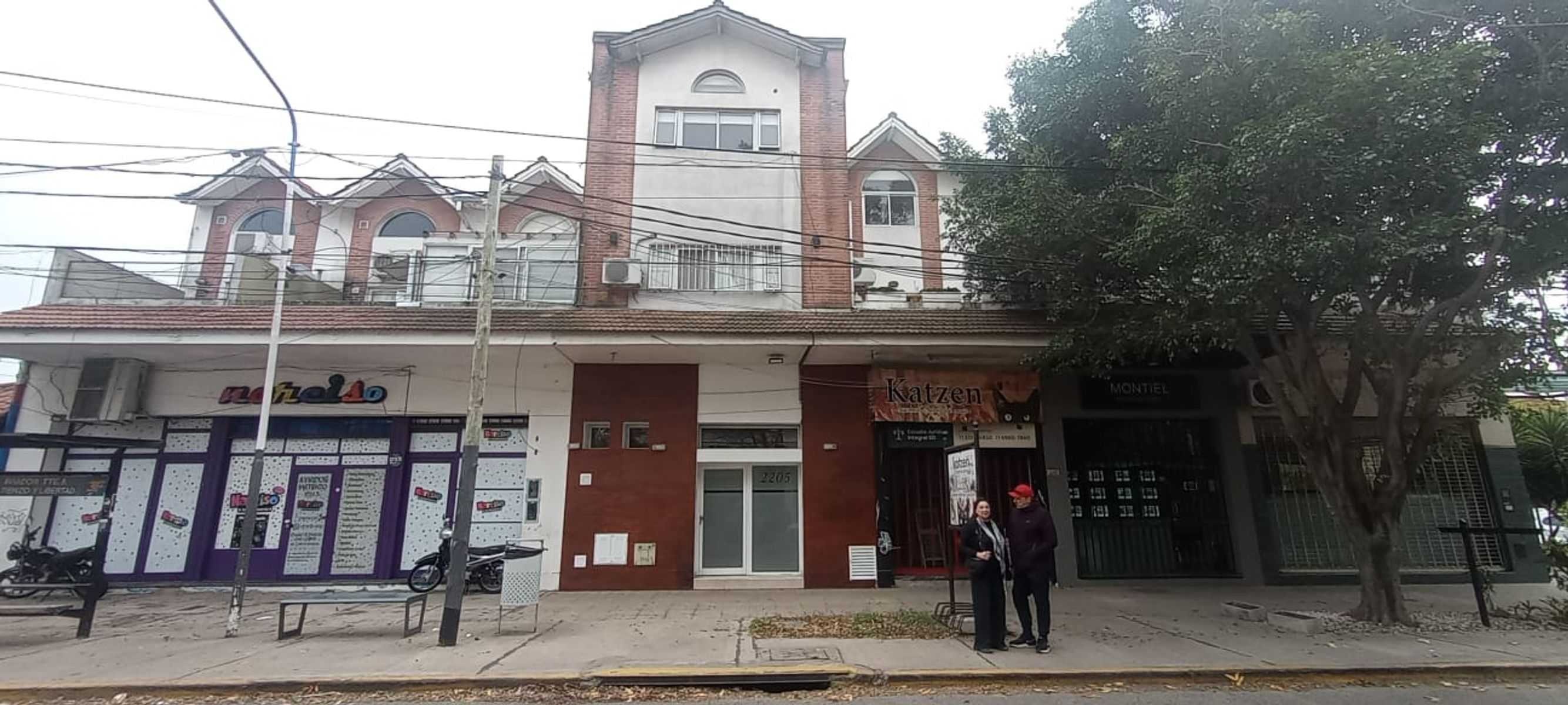 Alquiler de hermoso y luminoso departamento de 2 ambientes al frente en Ciudad Jardín - 3