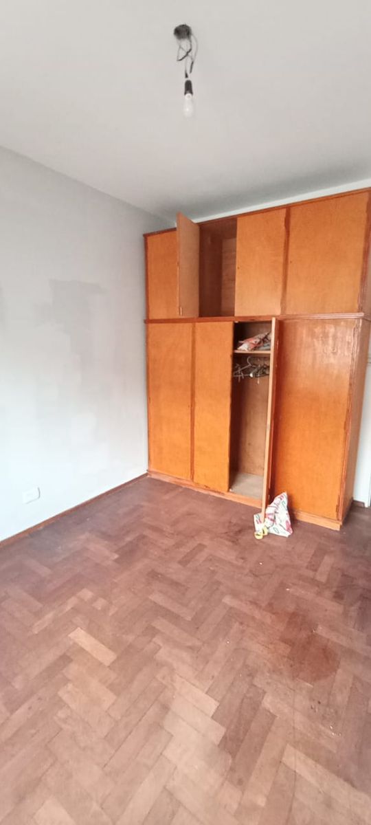 Venta de luminoso departamento de 3 ambientes al contrafrente en excelente ubicación de Ciudad Jardín - 6