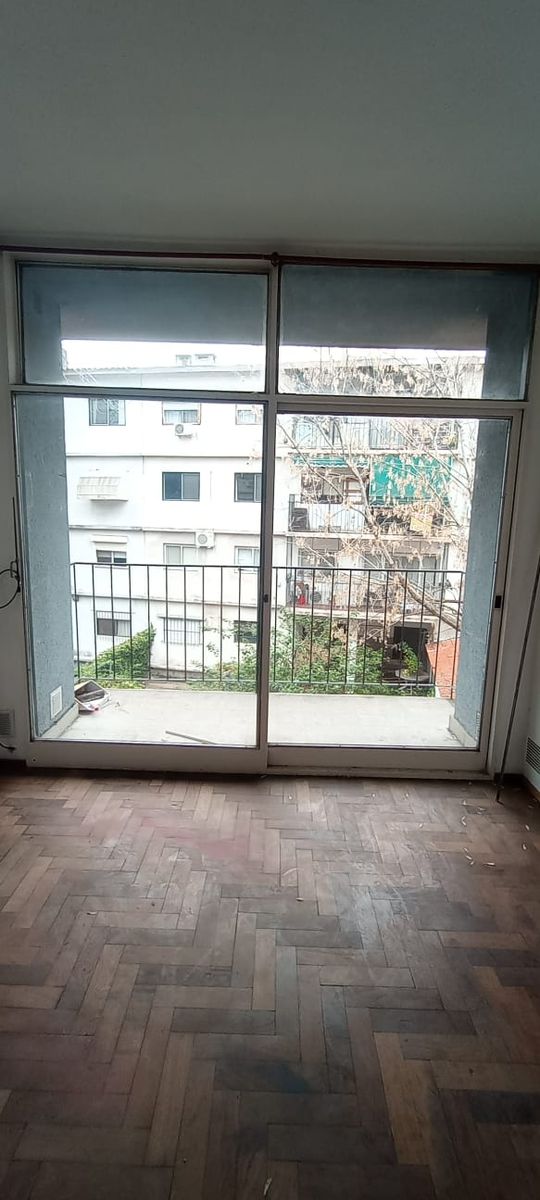 Venta de luminoso departamento de 3 ambientes al contrafrente en excelente ubicación de Ciudad Jardín - 10