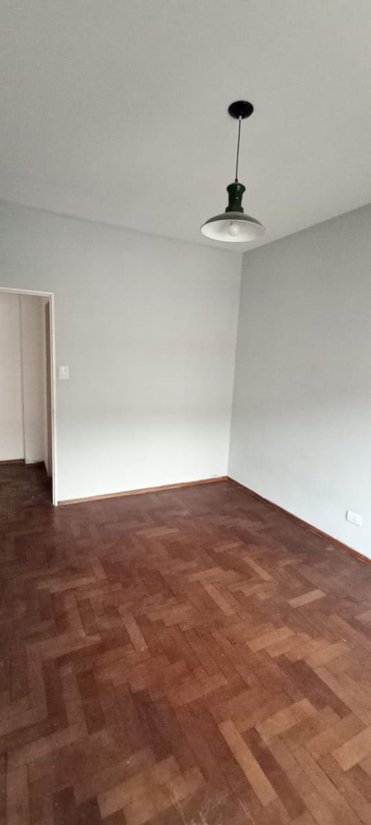 Venta de luminoso departamento de 3 ambientes al contrafrente en excelente ubicación de Ciudad Jardín - 14