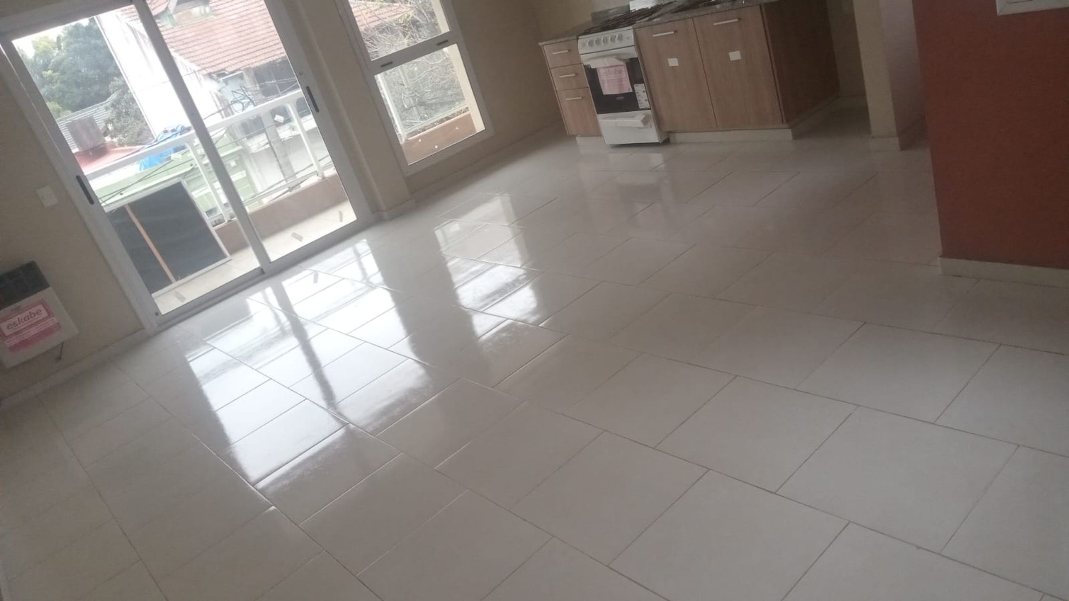 Venta de departamento de 2 ambientes a estrenar en semipiso al frente - 6