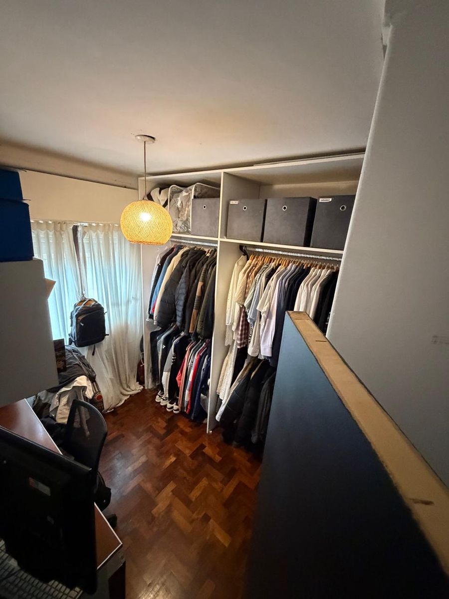 Venta de chalet reciclado a nuevo de 3 ambientes con quincho cerrado, patio y cochera - Boulevard San Martín al 2500 - 1