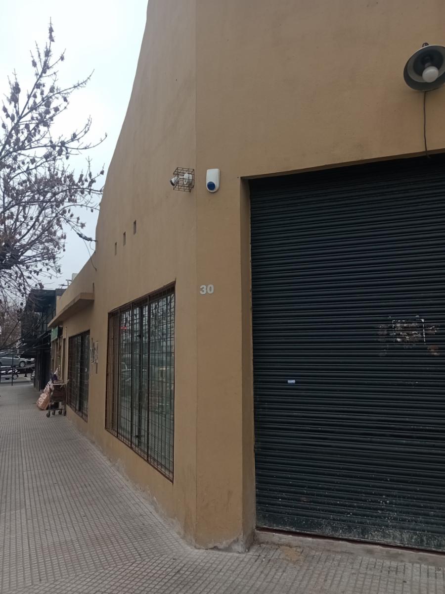 Excelente local amplio - 10