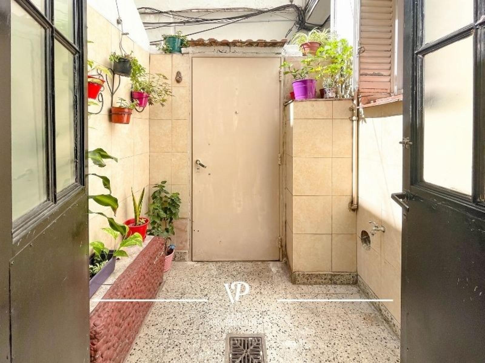PH en Villa Urquiza - Sobre Boulevard de Av. Mendoza — foto 2