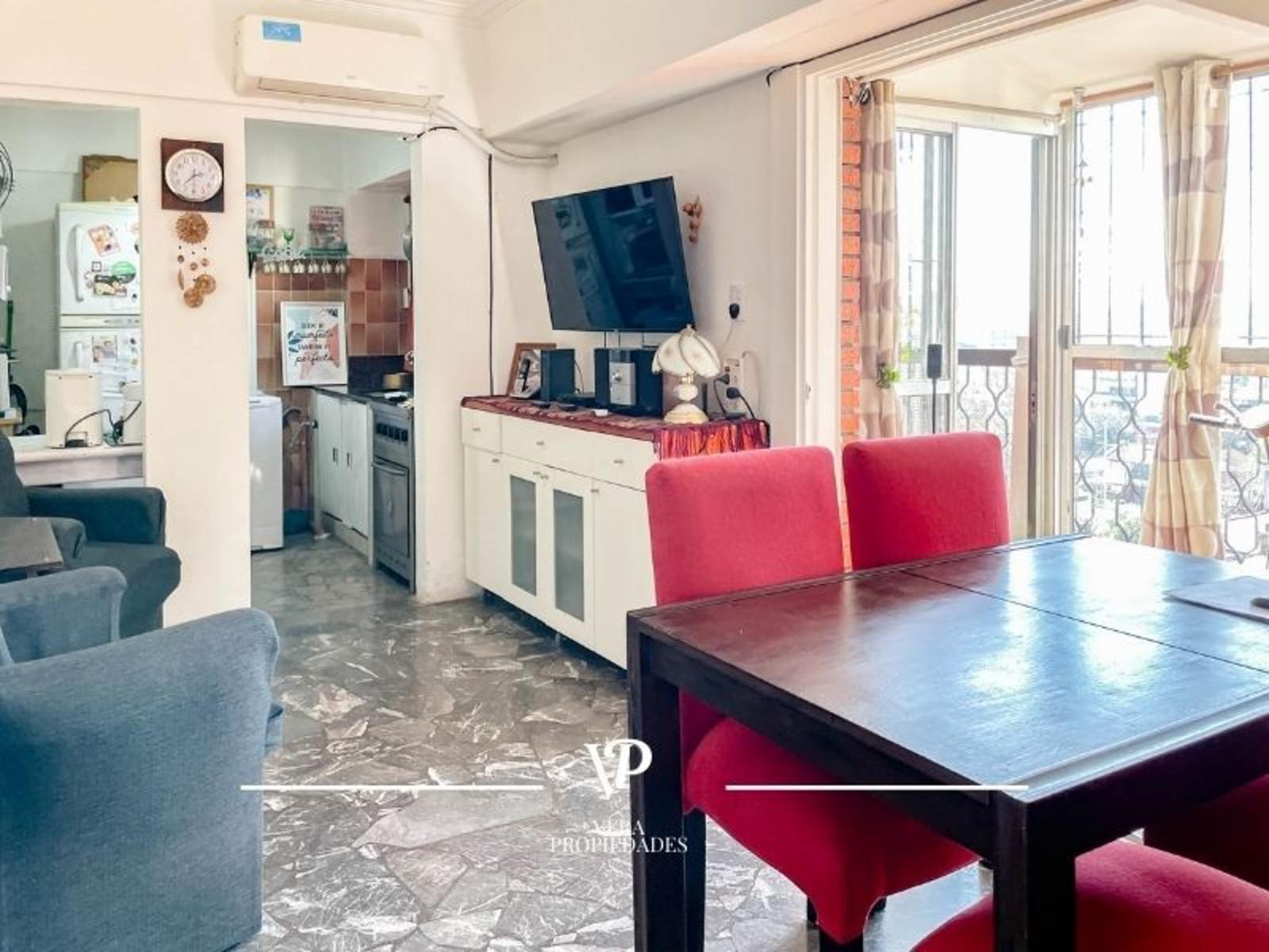 Departamento 2 ambientes con balcón terraza en Villa Urquiza — foto 2