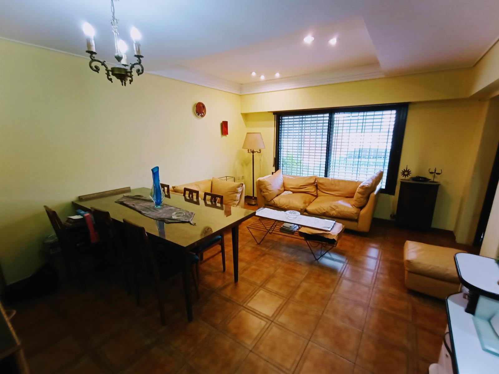 Excelente Chalet de 4 ambientes Lomas de Zamora — foto 2