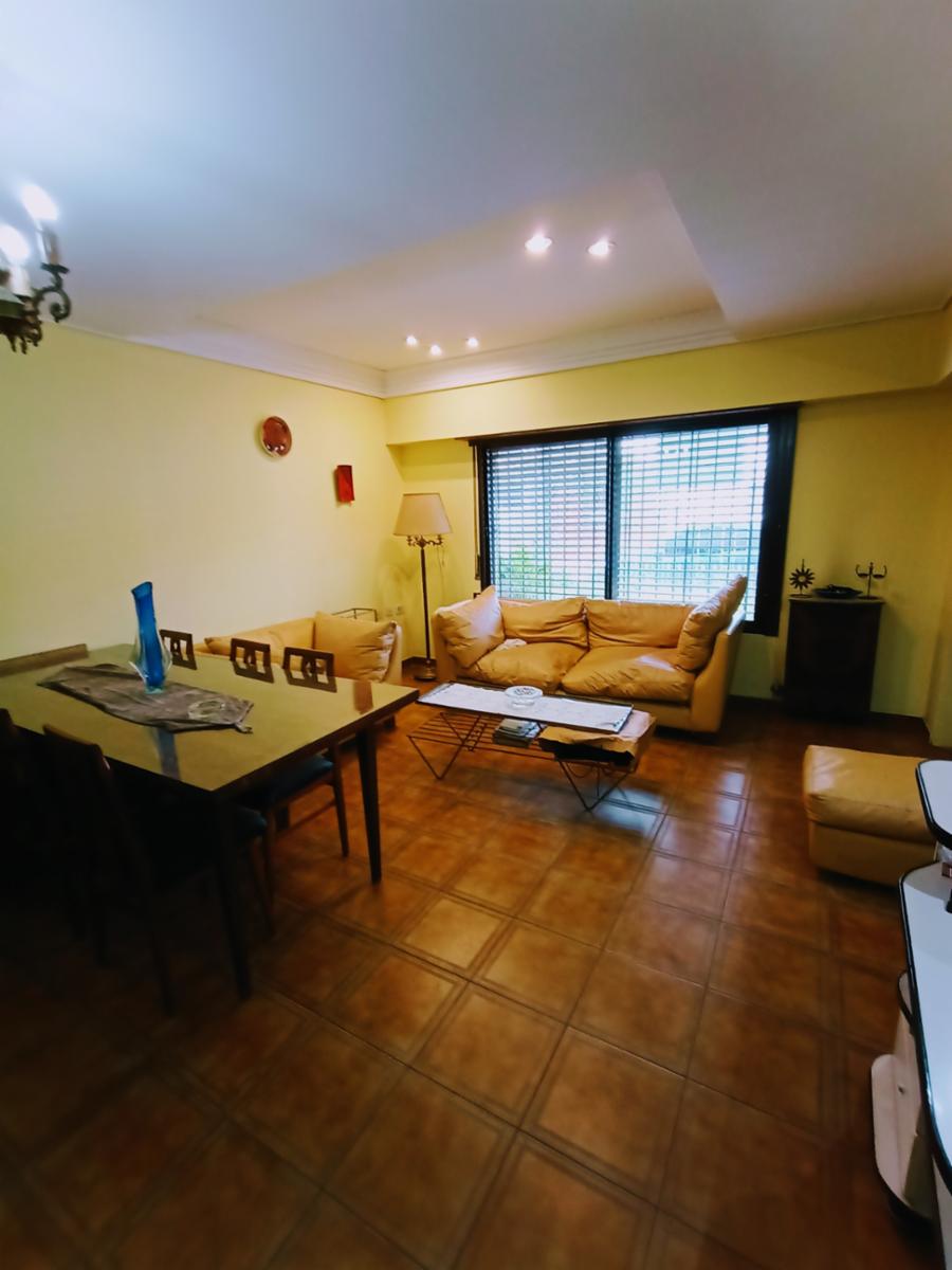 Excelente Chalet de 4 ambientes Lomas de Zamora — foto 4