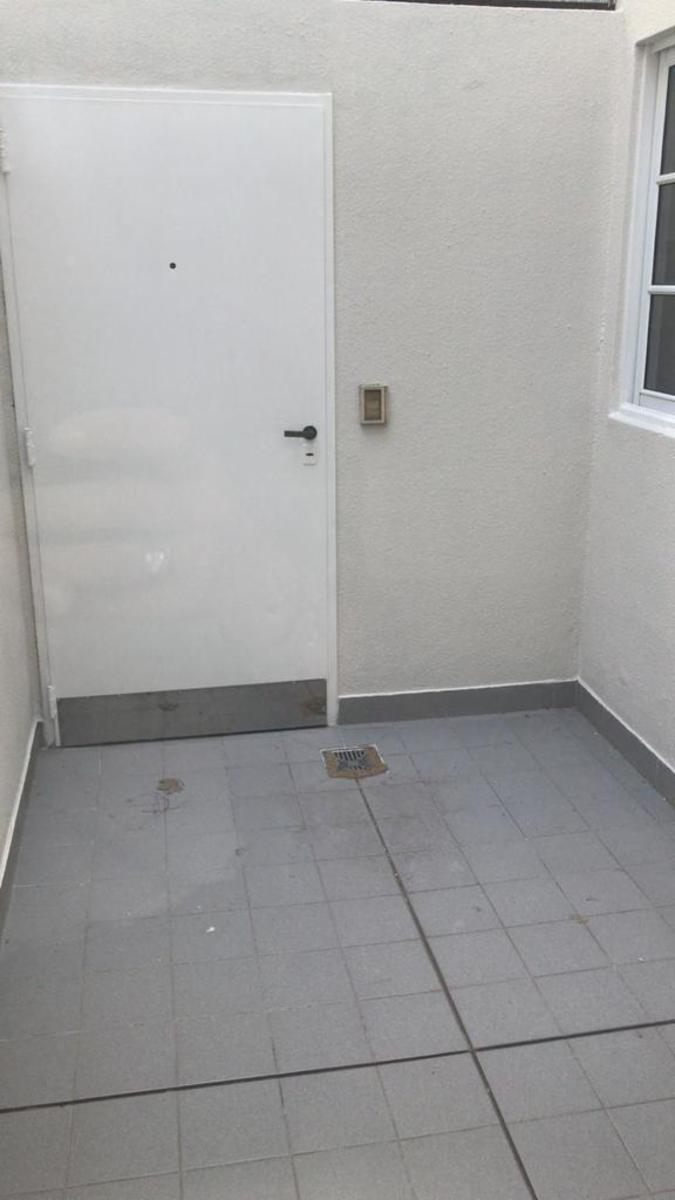PH 2 AMBIENTES EN DUPLEX CON PATIO, BAJAS EXPENSAS