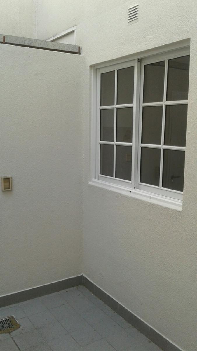 PH 2 AMBIENTES EN DUPLEX CON PATIO, BAJAS EXPENSAS — foto 2