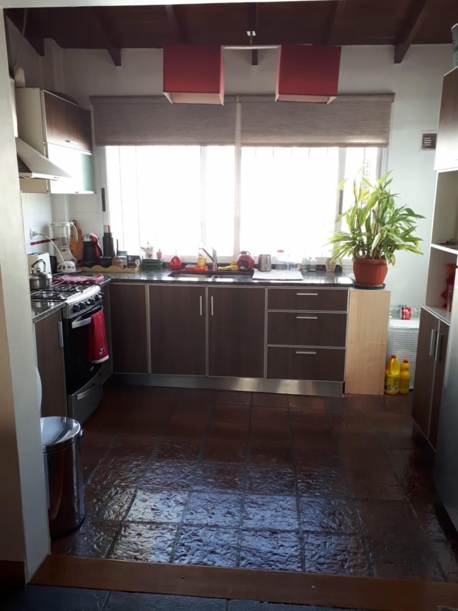 PH 3 AMBIENTES , CON DOS BALCONES, SIN EXPENSAS , EXCELENTE UBICACION
