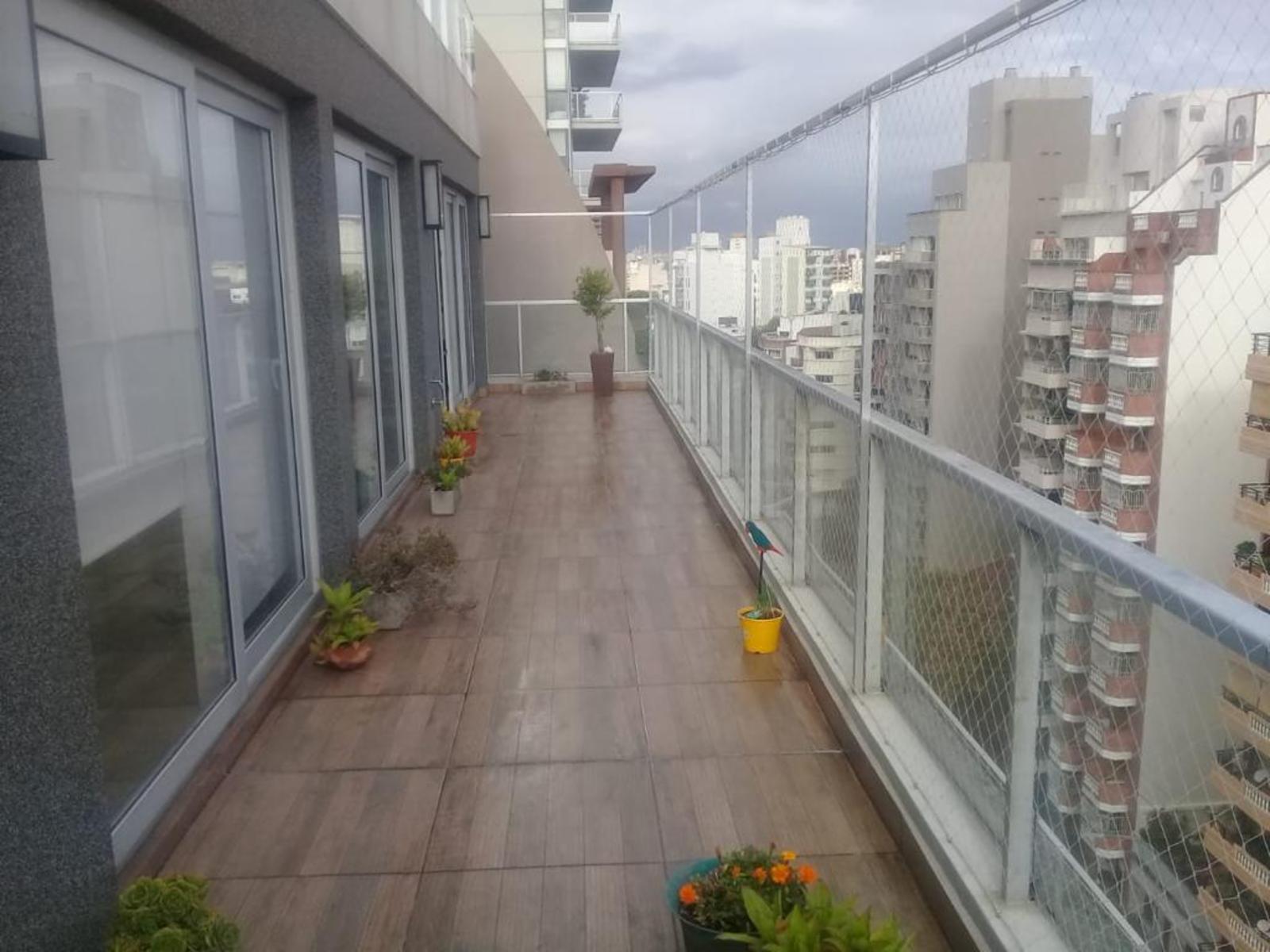 3 AMBIENTES CON BALCON ATERRAZADO Y COCHERA
