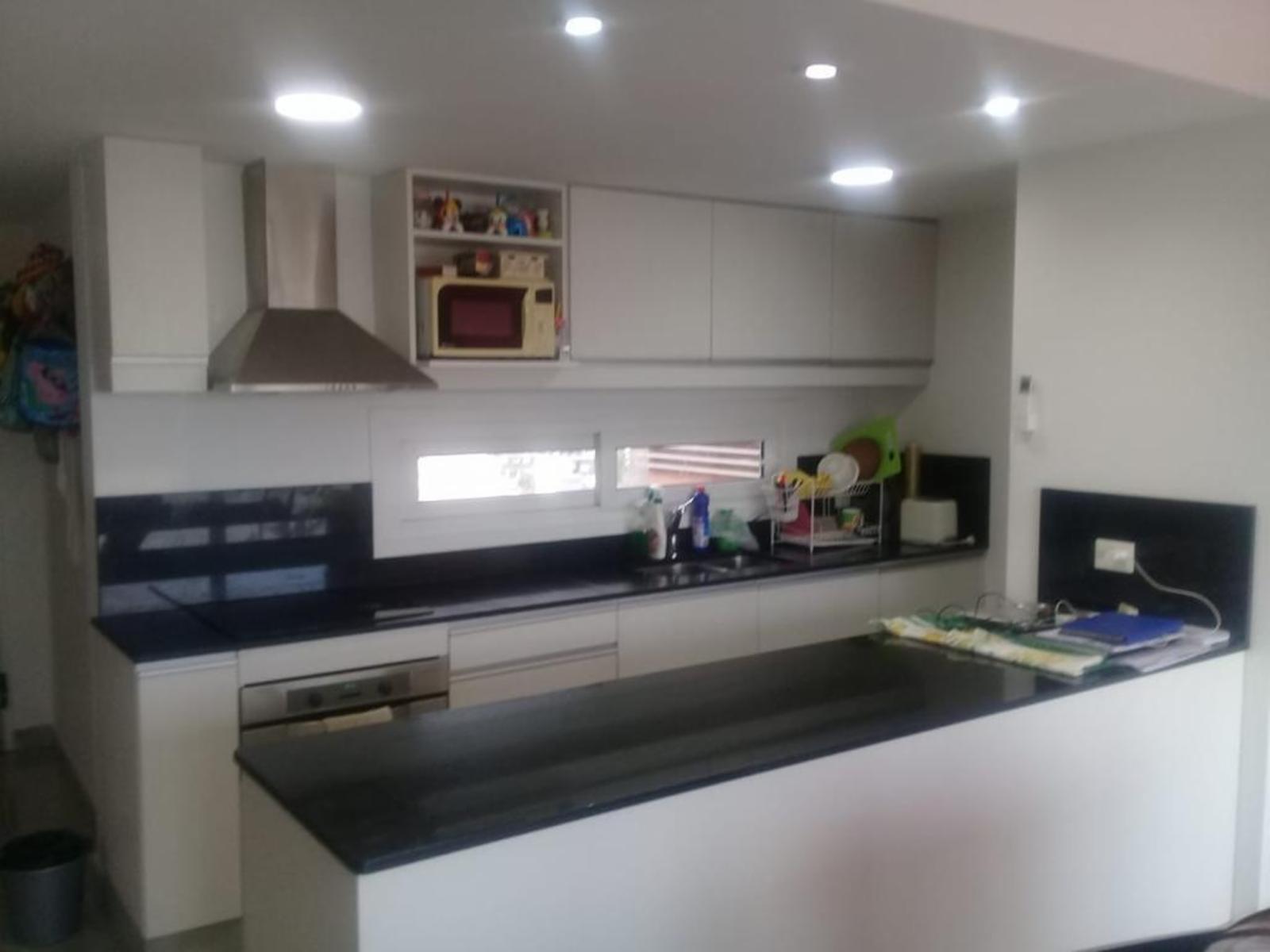 3 AMBIENTES CON BALCON ATERRAZADO Y COCHERA — foto 10