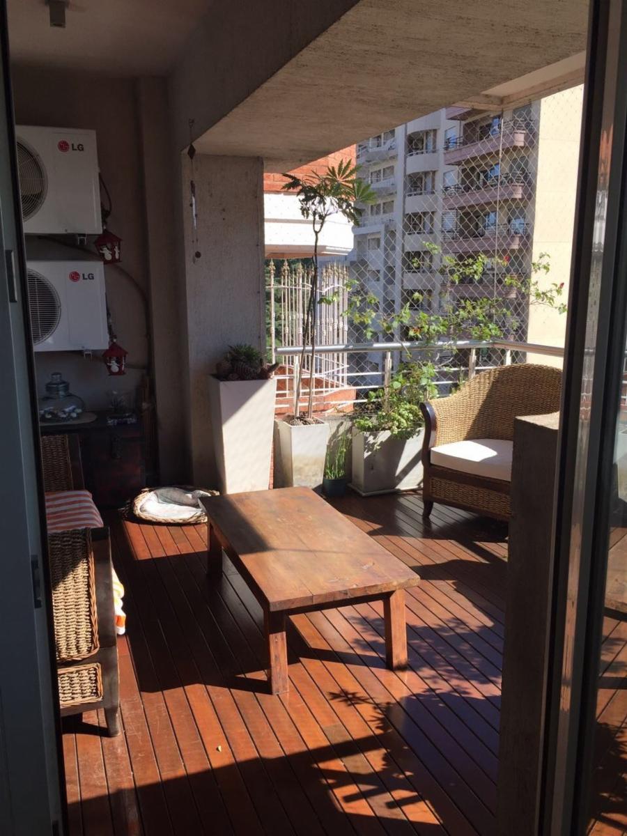 EXCELENTE PISO DE CATEGORÍA 4 AMB, C/ COCHERA , SOBRE EL BVARD RAMÓN L FALCÓN - 5