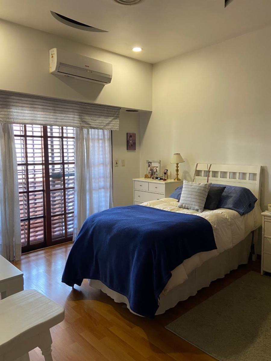 CASA DE 5 AMBIENTES EN BARRIO NAON , LOTE PROPIO, APROX 250 M2 — foto 13