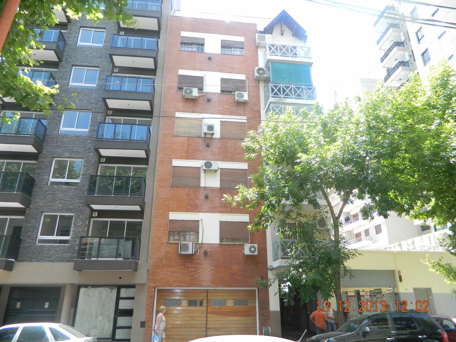 3 AMB CON 2 PATIOS , CON COCHERA EXCELENTE UBICACIÓN , A MTS DEL BVAR RAMÓN L FALCÓN. — foto 3