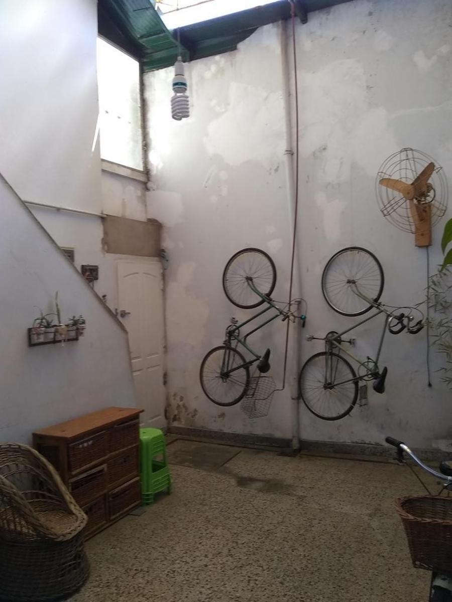 PH , DESARROLLADO EN PLANTA BAJA Y PLANTA ALTA. C/ PATIO, SIN EXPENSAS EXCELENTE UBICACIÓN — foto 6