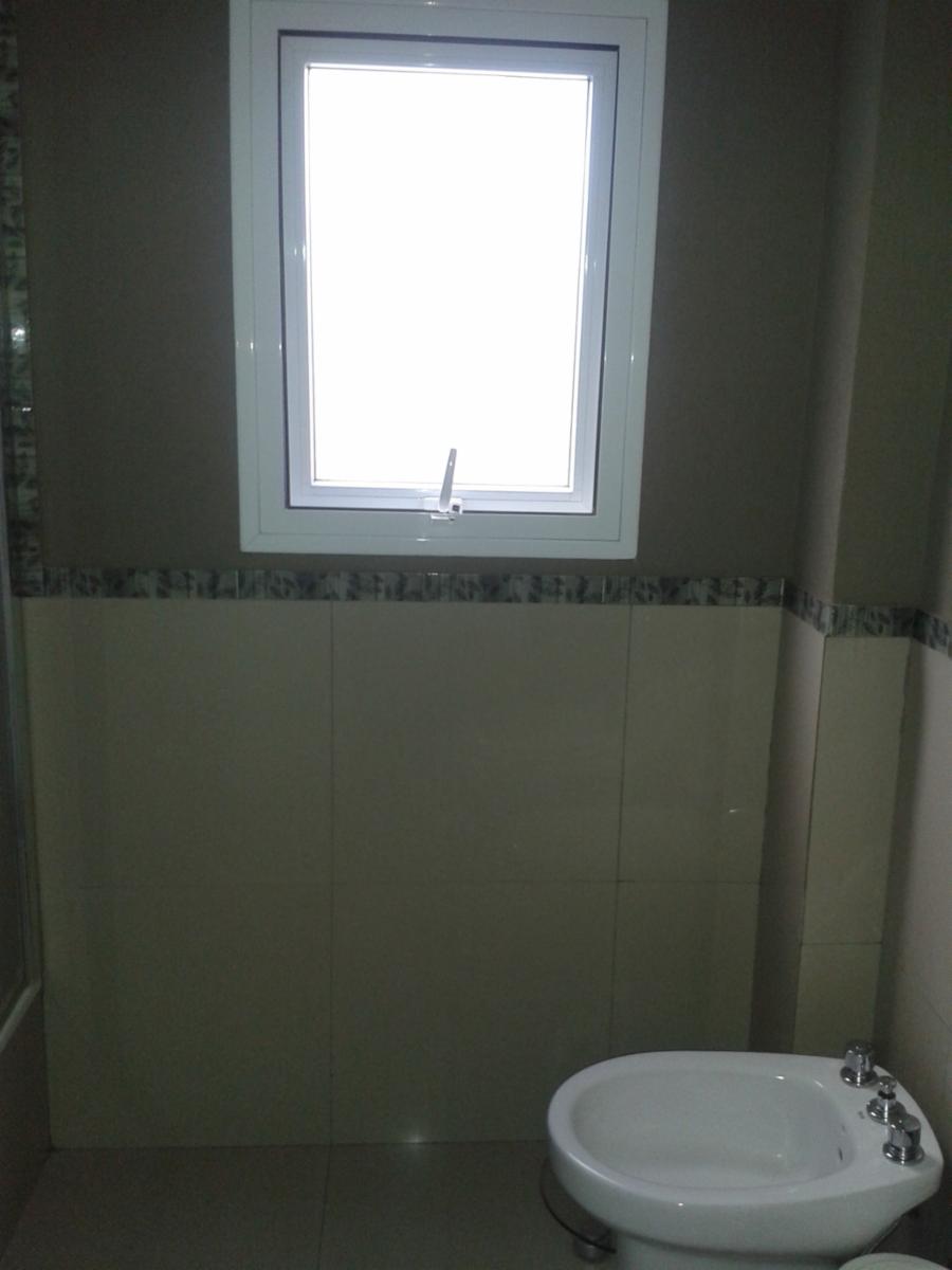 3 AMB ,COCHERA ,PATIO , 2 BAÑOS SUM — foto 7