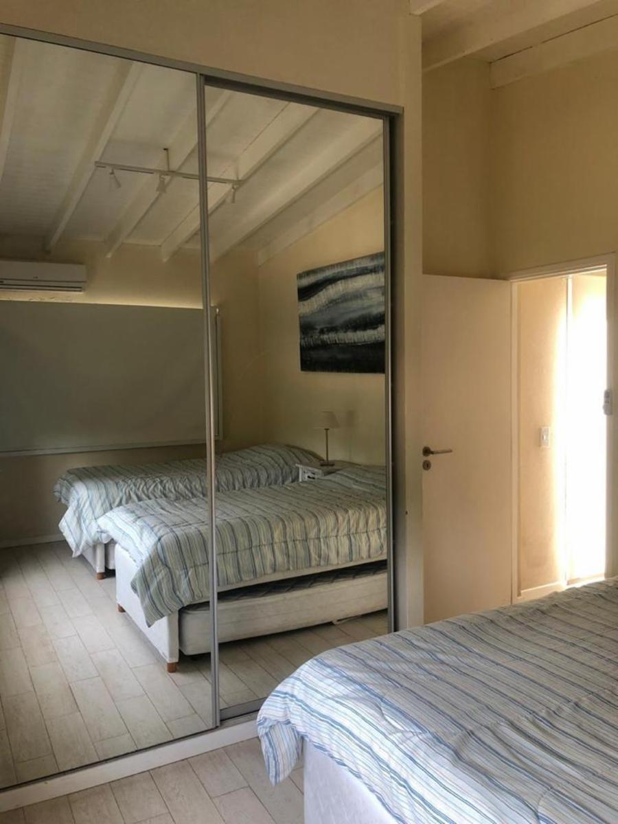 CASA EN VENTA EN COSTA ESMERALDA ,400M2 SOBRE LOTE DE 1400, SPA , SAUNA, PILETA CLIMATIZADA, ACEPTA PERMUTA EN CABA — foto 5
