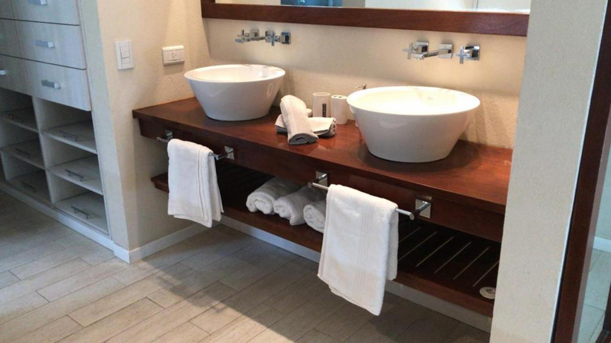 CASA EN VENTA EN COSTA ESMERALDA ,400M2 SOBRE LOTE DE 1400, SPA , SAUNA, PILETA CLIMATIZADA, ACEPTA PERMUTA EN CABA — foto 15