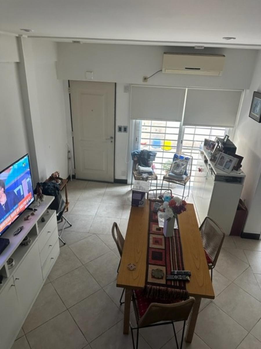 3 AMBIENTES CON PATIO COMPLEJO CON POCAS UNIDADES , APROX 100 M2 TOTALES , EN DOS PLANTAS — foto 7