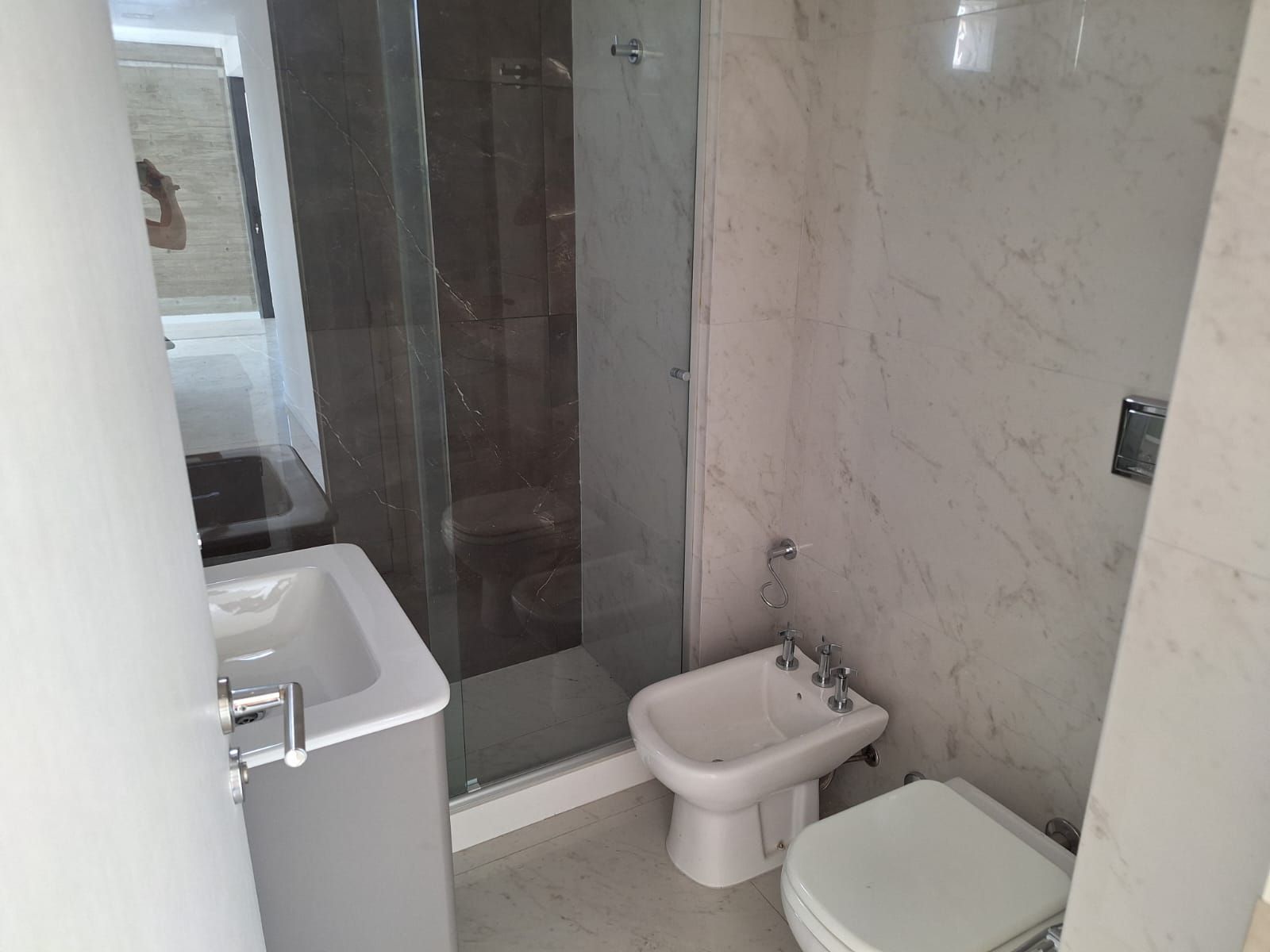 3 AMB CON AMPLIOS BALCONES 73 M2 APROX — foto 12